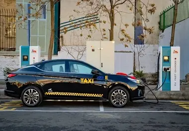 کارنامه برقی‌ سازی تاکسی در تهران؛ اعداد و ارقام درباره وعده‌‌ زاکانی چه می‌ گوید؟