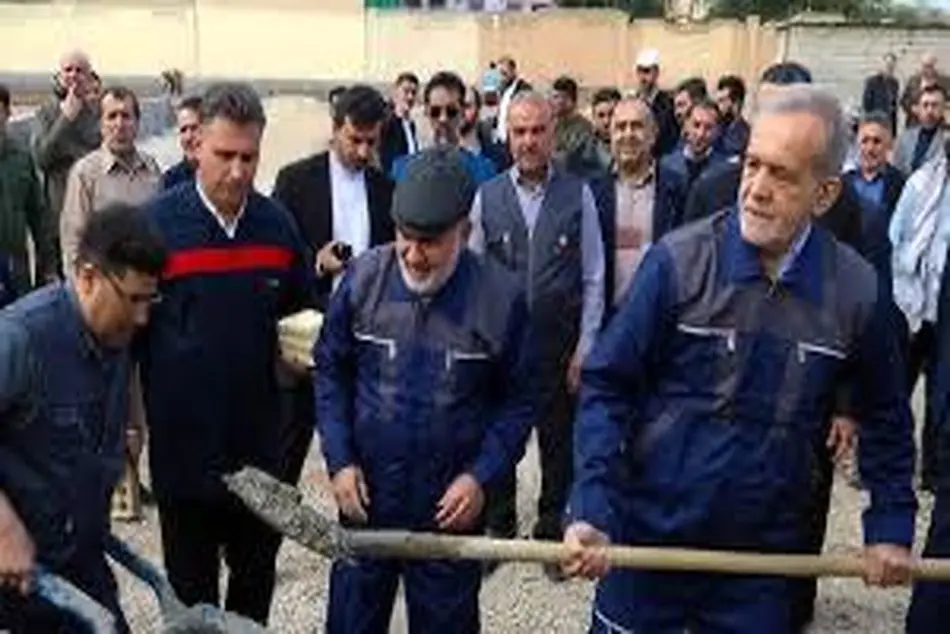 بهره برداری از پل چاه بید در محور زهکلوت ایرانشهر با حضور رئیس جمهور