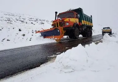 پوشش ۱۴ هزار کیلومتر راه آذربایجان شرقی با ناوگان زمستانی راهداری