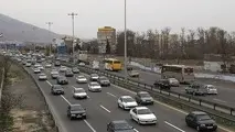 ترافیک در برخی از جاده های زنجان نیمه سنگین است 