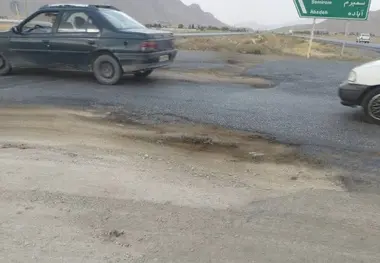 کمربندی شهرضا ترمیم نشد اما دو تقاطع خطرناک به آن اضافه شد
