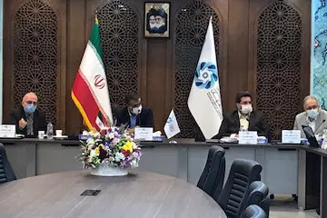 تاکید بر توسعه مدهای مختلف حمل و نقل اصفهان با حضور وزیر راه