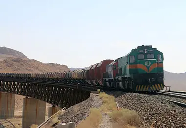  بازگشایی محور ریلی هرمزگان و ادامه سیر قطارها در این محور