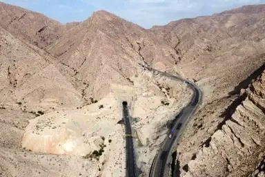 تونل «تنگه زاغ» هرمزگان مسدود می‌شود