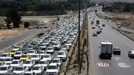 ترافیک سنگین تردد در جاده های زنجان را سخت کرده است