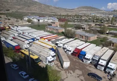 رشد چشمگیر تردد ناوگان باری و ترانزیتی در پایانه مرزی بازرگان