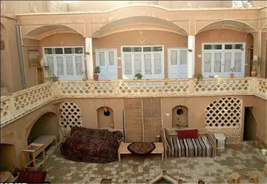  خانه مسافرها سامان‌دهی و شناسنامه‌دار شوند 