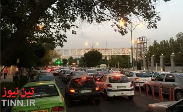 اشباع معابر تهران با ورود روزانه ۱۰۰۰ وسیله نقلیه جدید