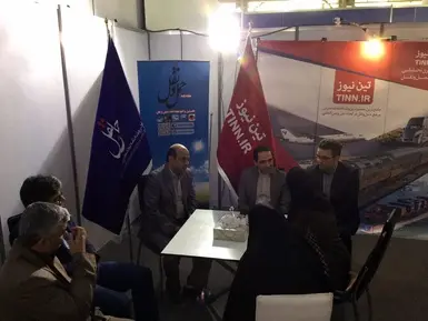 بازدید مدیرکل فرودگاه بین المللی مهراباد از غرفه تین نیوز و هفته نامه حمل ونقل در نمایشگاه ایروپرشیا
