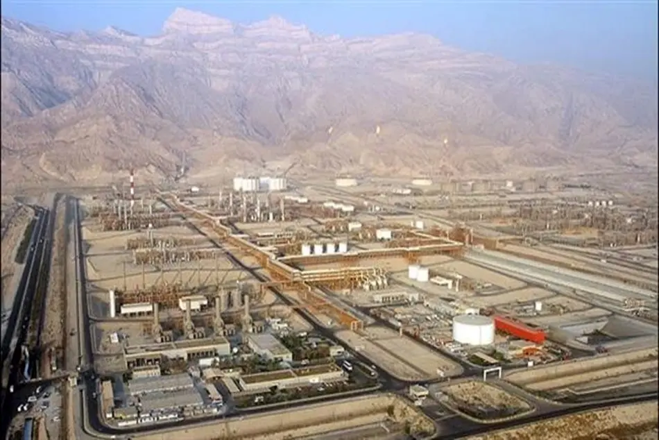 Total to ink $4 billion Iran gas deal before summer