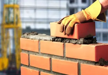 ثبات در بازار سیمان و میلگرد؛ افت ۱۱ هزار تومانی یک محصول / تیرآهن دو برند کاهشی شد + جدول قیمت