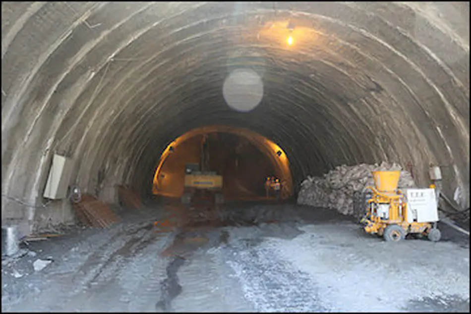اتمام ساخت دو تونل در جاده جدید سنندج- مریوان 