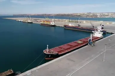 ثبت رکورد ۱۰۰ هزار TEU در بندر شهید بهشتی چابهار