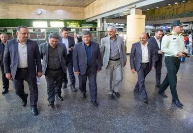 بررسی کیفیت خدمات مسافری در ایستگاه راه آهن تهران 