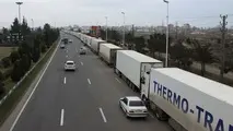  آغاز تردد موقت کامیون‌ های ترانزیتی از پایانه مرزی آستارا