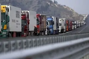 اعتراض رانندگان قابل درک است اما باید خود را با حمل ونقل دیجیتال تطبیق دهند​

