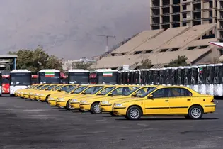 فیلم| واکنش جعفر تشکری هاشمی به افزایش کرایه تاکسی در روزهای برفی