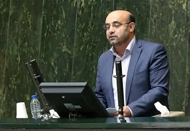 نقش پر رنگ شرکت‌های بزرگ فولاد و پتروشیمی در ارزآوری برای کشور