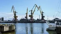  Poland Working on Deal to Import US LNG to Support Ukraine, Slovakia