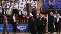 روحانی: نمی‌گذاریم صادرات نفت به صفر برسد/کارگران باید نسبت به آینده زندگی خود امیدوار باشند