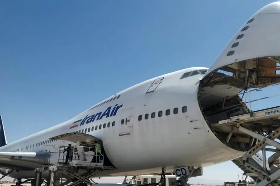 انجام اولین پرواز باری صادراتی از فرودگاه اصفهان