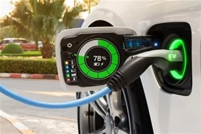 افتتاح ۷۰ ایستگاه شارژ خودرو برقی در هفته دولت 