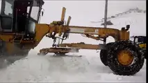 برف، راه بیش از ۱۰۰ روستای خلخال را مسدود کرد 
