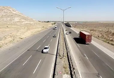 تداوم معضل سنگ‌پرانی؛ این بار به طرف کامیون‌ها/ متهمان دستگیر شدند