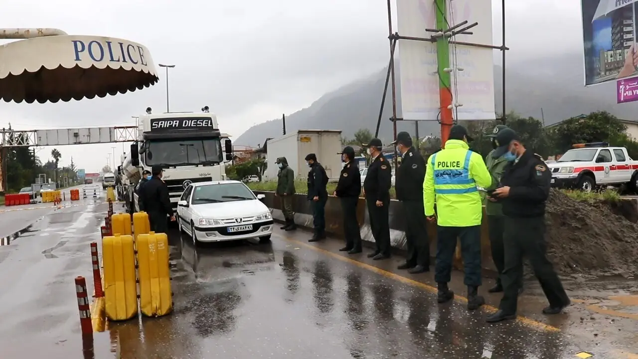 برگشت ۱۶ هزار خودرو از مبادی ورودی شهر‌های مازندران