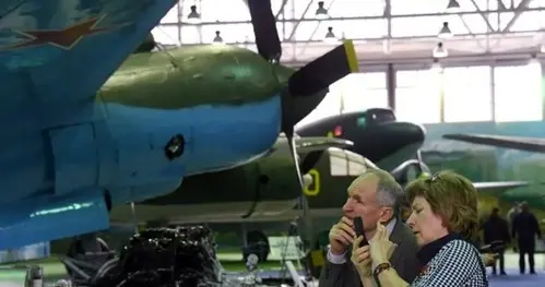 نمایشگاه هواپیماهای جنگی دوران شوروی.jpg13