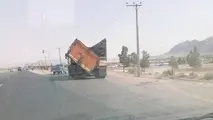 کمربندی شهرضا رکورددار تصادفات/ گودال هایی که کامیون ها را نصف می کند