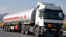 مطالبه رانندگان کامیون برای افزایش نرخ‌ حمل فرآورده های نفتی