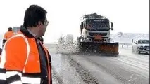 
راه‌های سه استان کشور برفی شد
