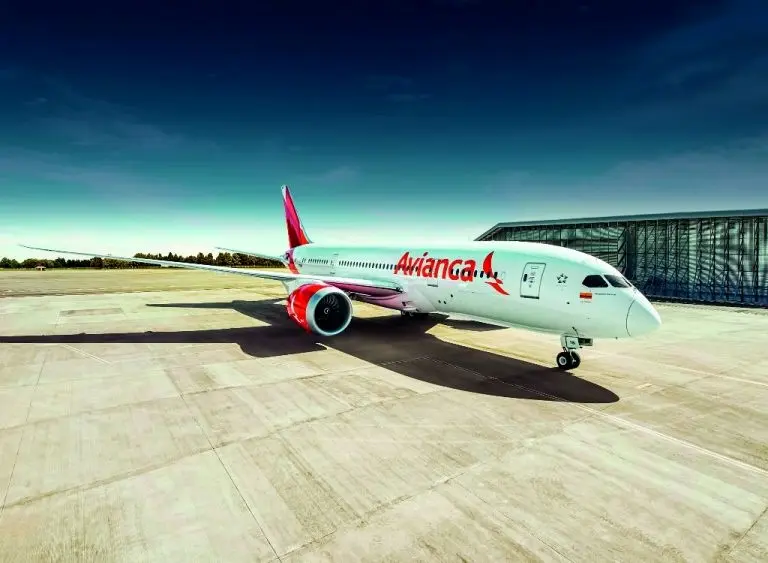 Avianca Gets Connected