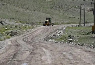 بهسازی و آسفالت ۲۰ کیلومتر از راه‌های روستایی ماکو