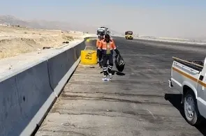 پاکسازی مستمر آزادراه شیراز اصفهان برای حفظ ایمنی و زیبایی بصری مسیر

