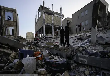 درخواست مجمع نمایندگان کرمانشاه برای کمک به زلزله‌زدگان