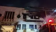 پاساژی قدیمی در تهران طعمه آتش شد