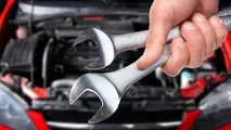 فیلم| لحظه افتادن مکانیک در داخل چال