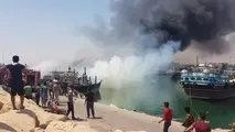 مهار آتش سوزی اسکله کنگان با کمک آتش نشانان پارس جنوبی