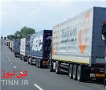 دلایل ایجاد صف طولانی کامیون‌ها در مرز ترکیه با ایران / ترکیه در تأمین گازوئیل کامیون‌ها در مرز ایران مشکل دارد