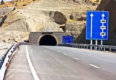 مسیر دسترسی شهری به آزاد راه تهران پردیس با ۷۰ درصد پیشرفت درحال اجرا است