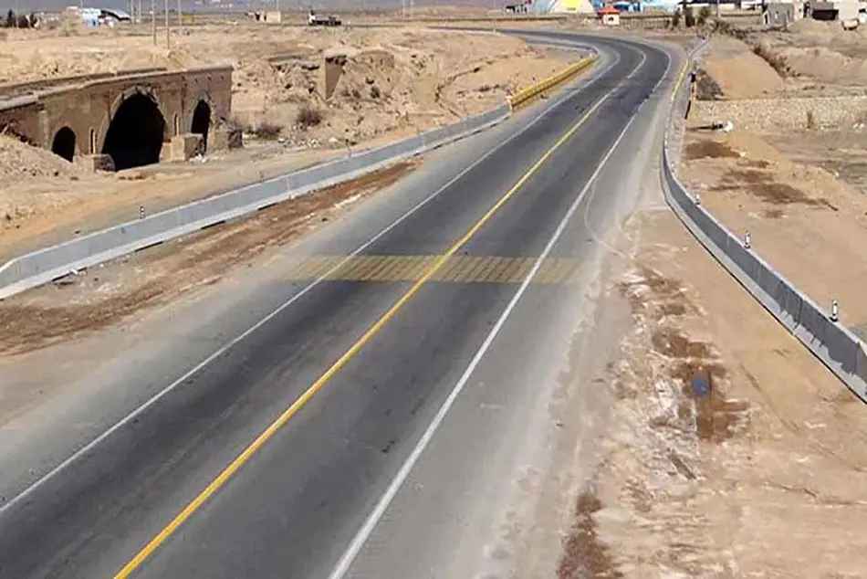 تکمیل پروژه کمربندی ۳۴ متری شرقی شهید آذربار کامیاران، راهگشای ترافیک کامیاران است