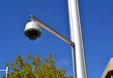 نصب و راه اندازی ۱۷ دستگاه دوربین نظارتی در سطح شهر قزوین 