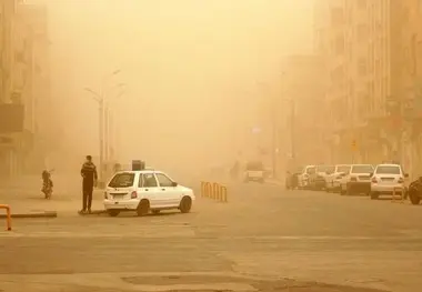 گرد و خاک گسترده در آسمان این شهرها