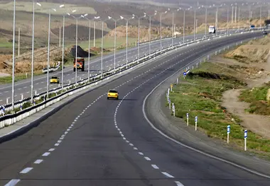 ۴ خطه کردن محور ایلام - مهران ۵۰۰ میلیارد تومان اعتبار نیاز دارد