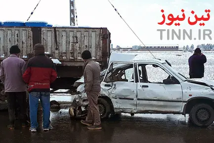 تصادف زنجیره‌ای ۳۰ خودرو در محور سبزوار - نیشابور