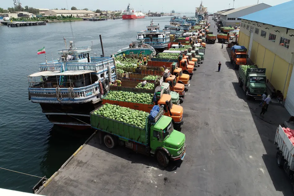 واردات نزدیک به ۳ میلیون تن کالا از بنادر استان مازندران 