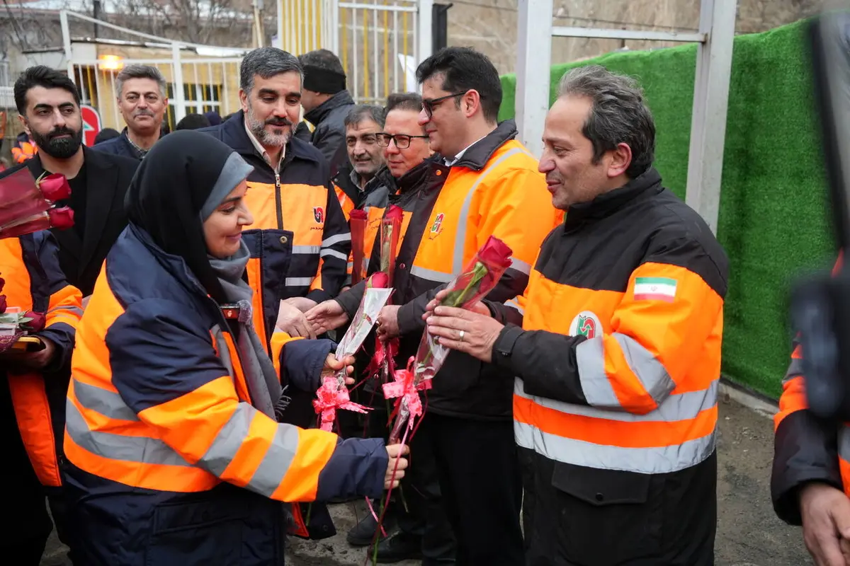 دیدار فرزانه صادق با راهداران گچسر