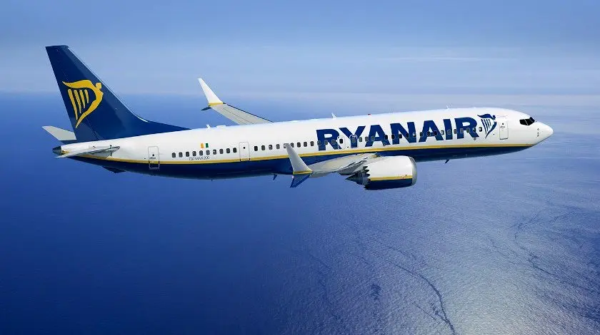 Violent Landing Makes Ryanair Passengers Panic